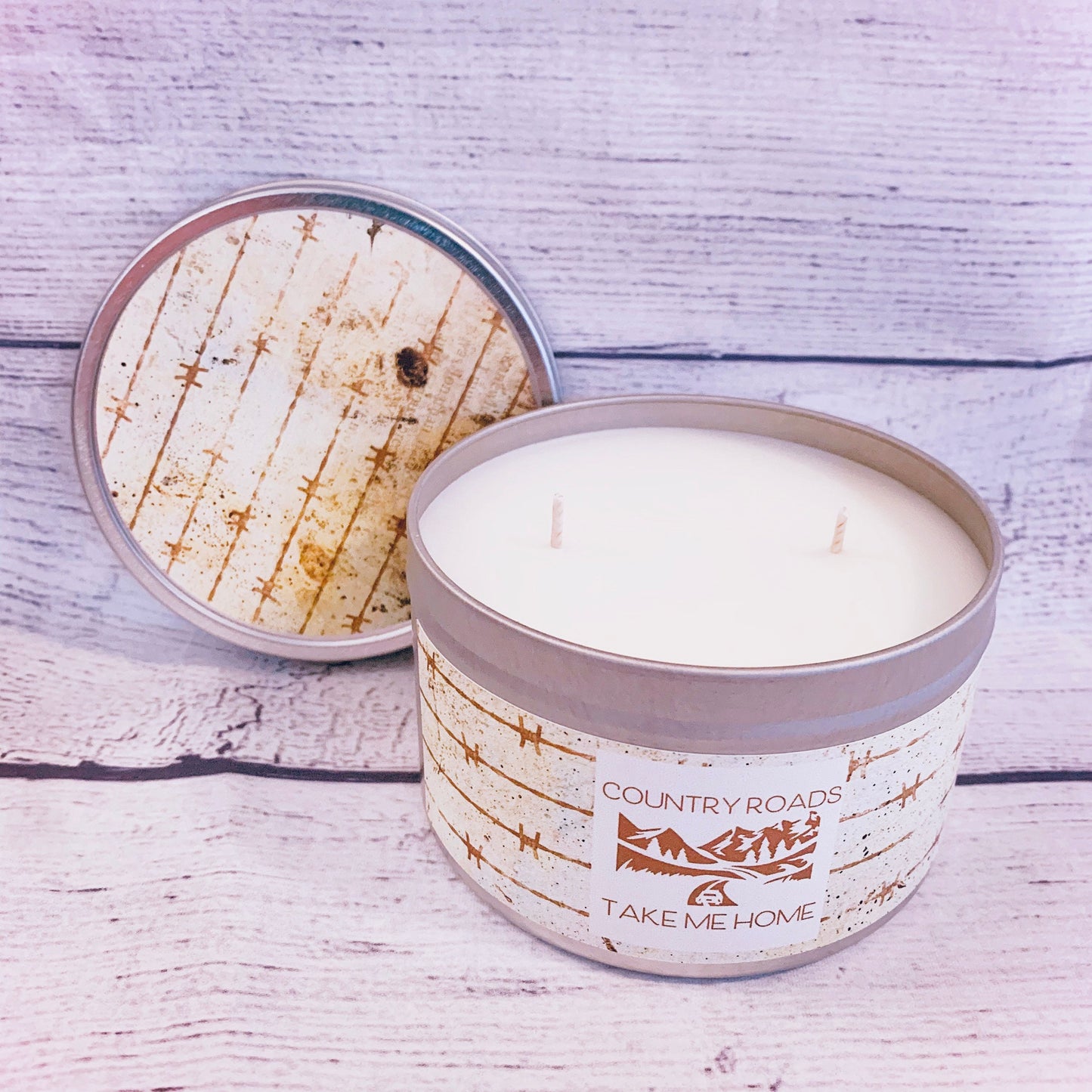 100% soy candle - Woodsy scent - Country roads