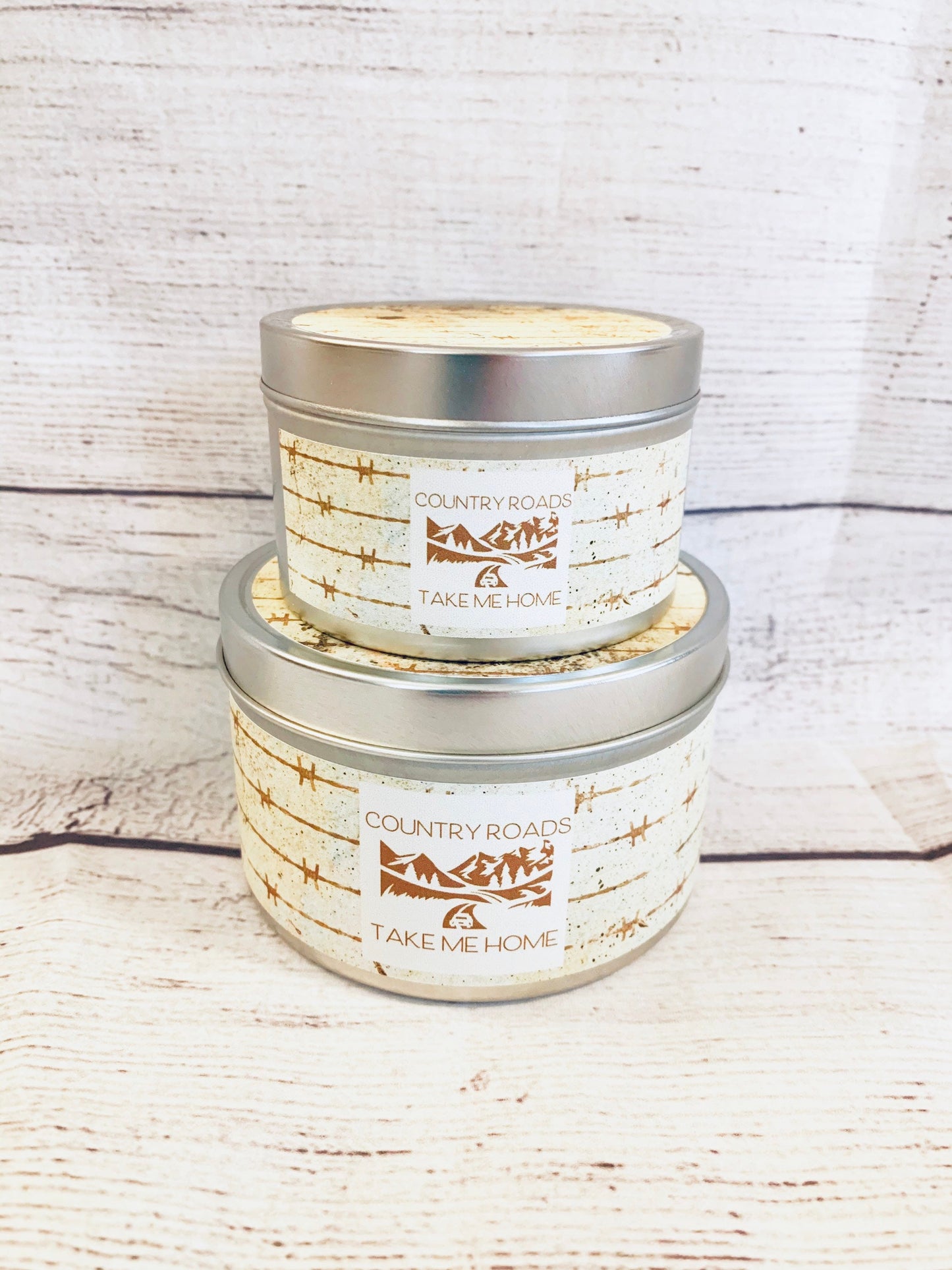 100% soy candle - Woodsy scent - Country roads